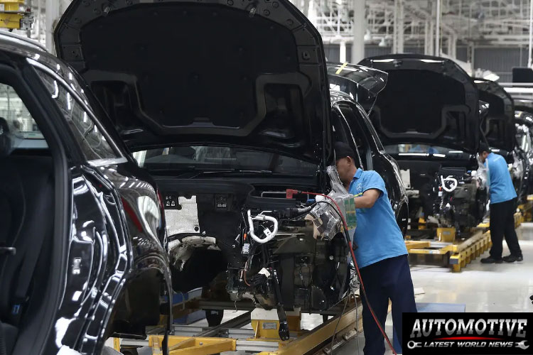 Pabrik Mobil Mercedes-Benz di Bogor Setop Produksi Sebelum PSBB